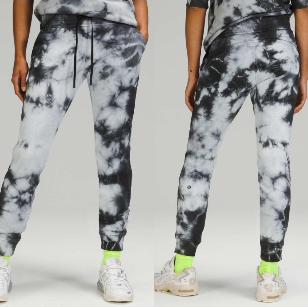 Lululemon Warm Down Jogger size 4